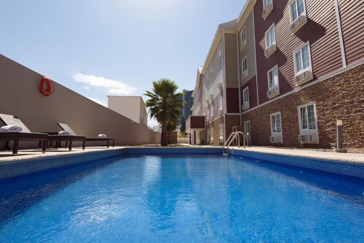 Extended Suites Saltillo Galerías Exterior foto